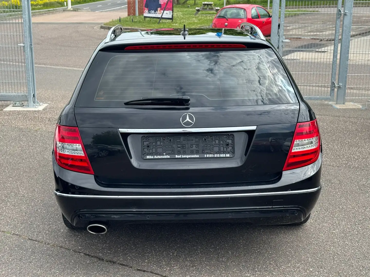 Vehicle image, number 6
