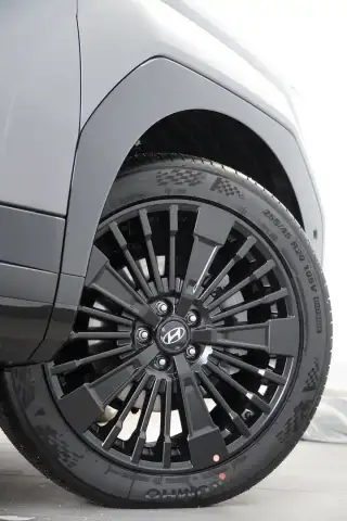 Vehicle image thumbnail, number 9