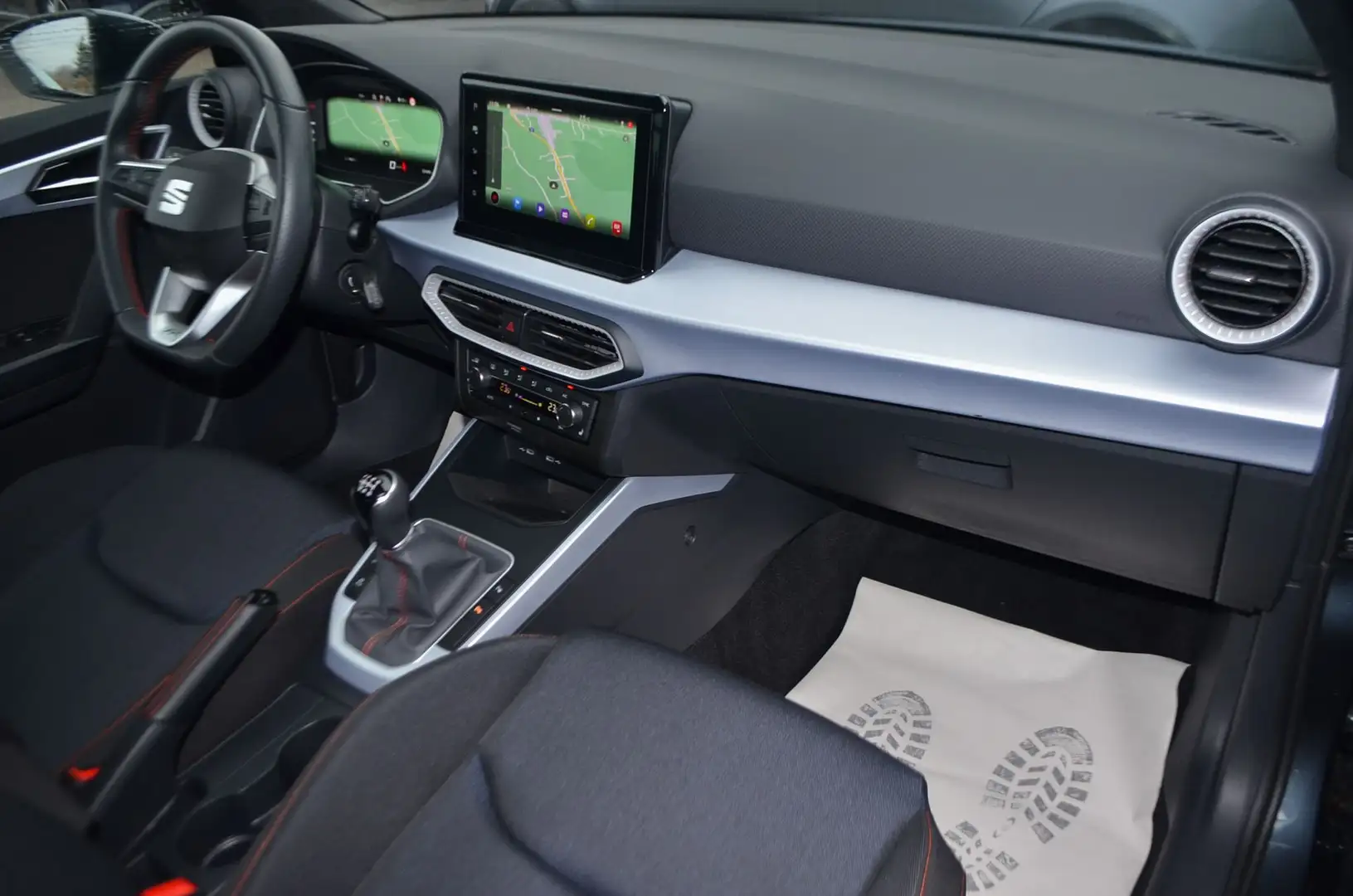 Vehicle image, number 7