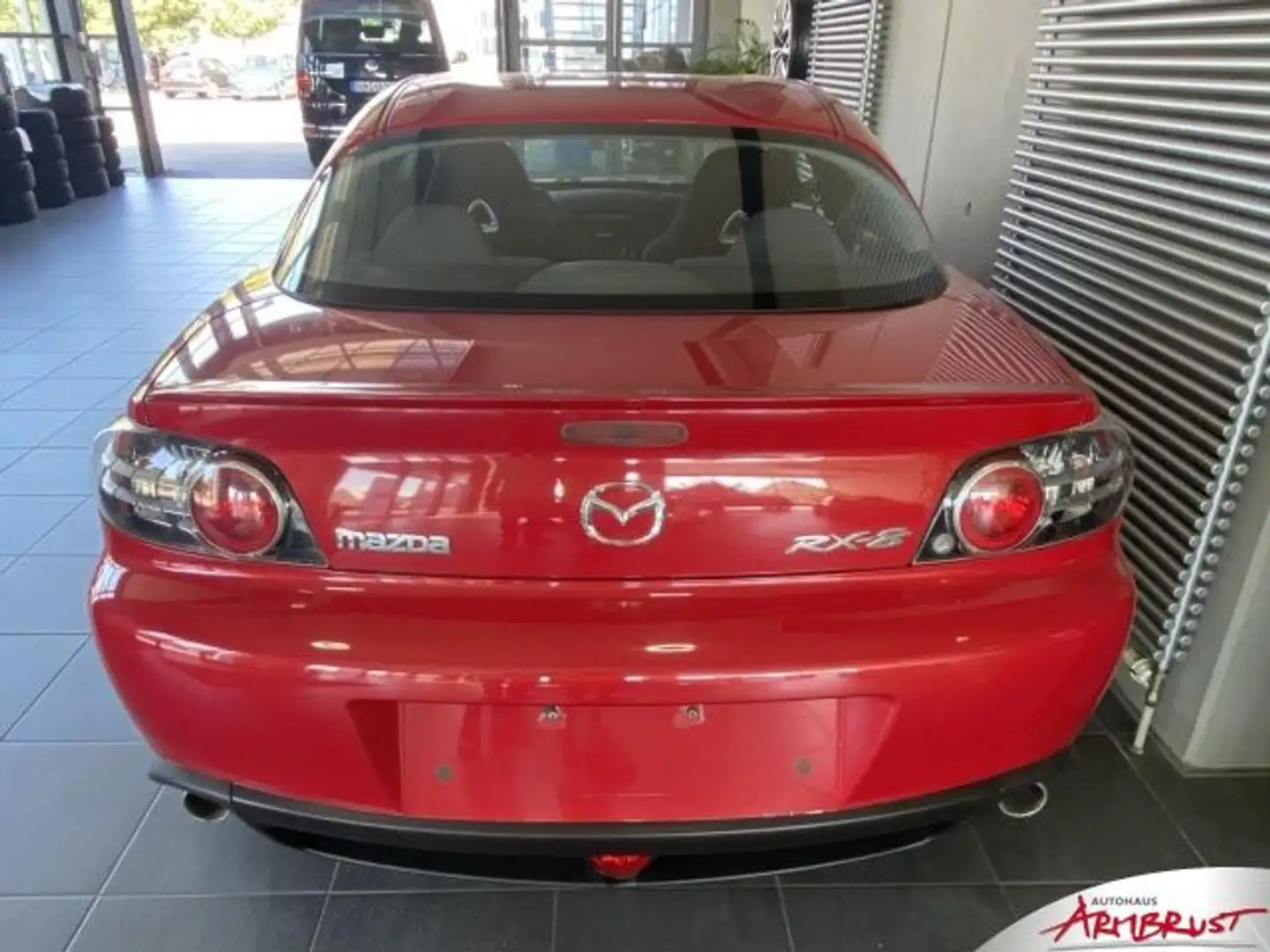 Vehicle image, number 4