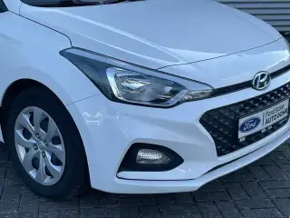Vehicle image thumbnail, number 2