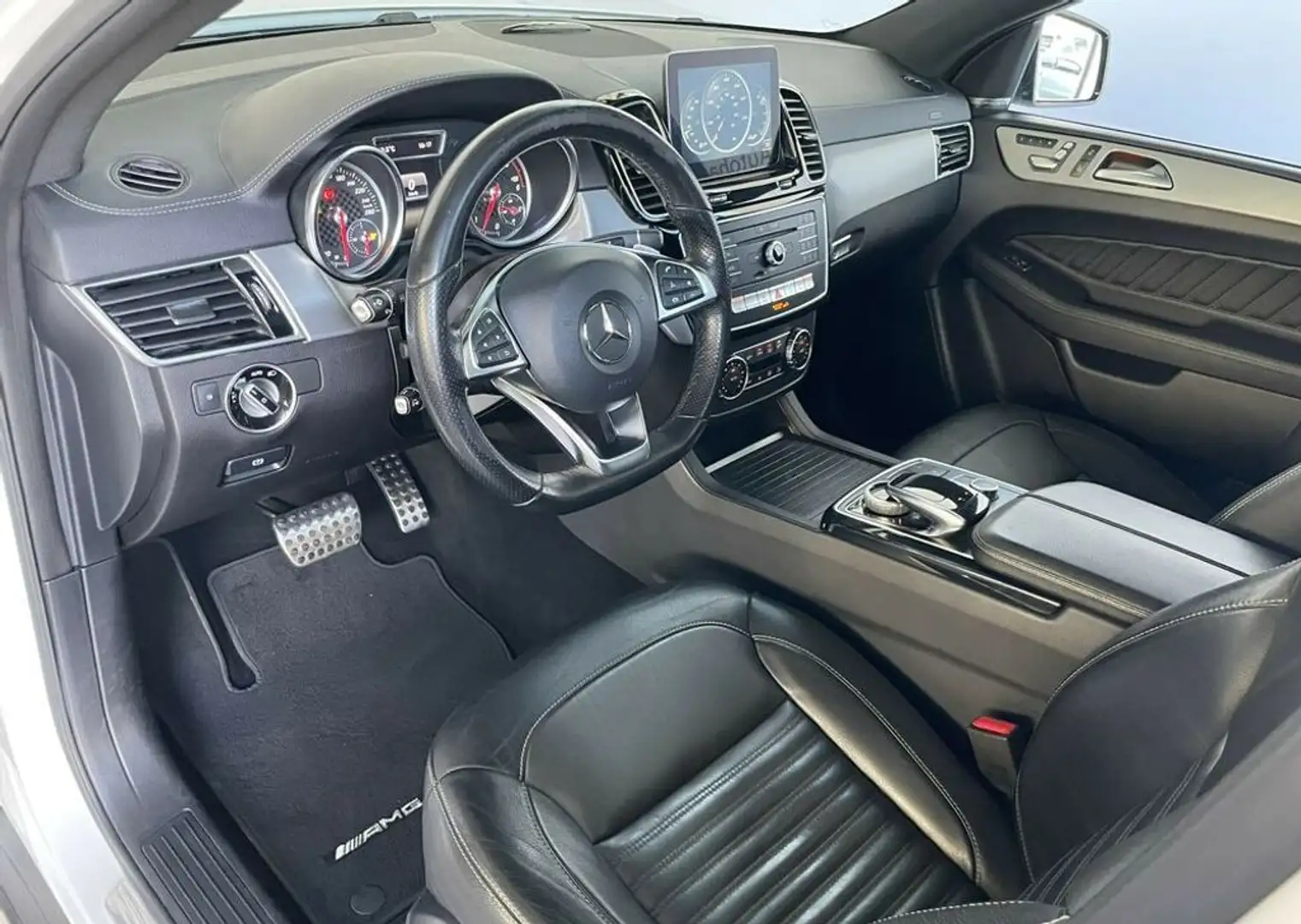 Vehicle image, number 8