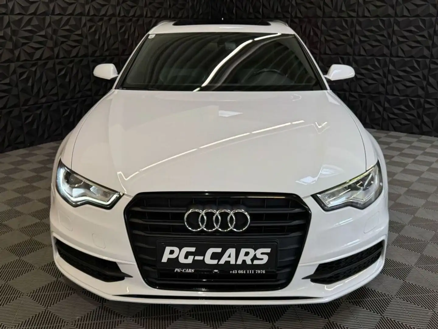Vehicle image, number 3