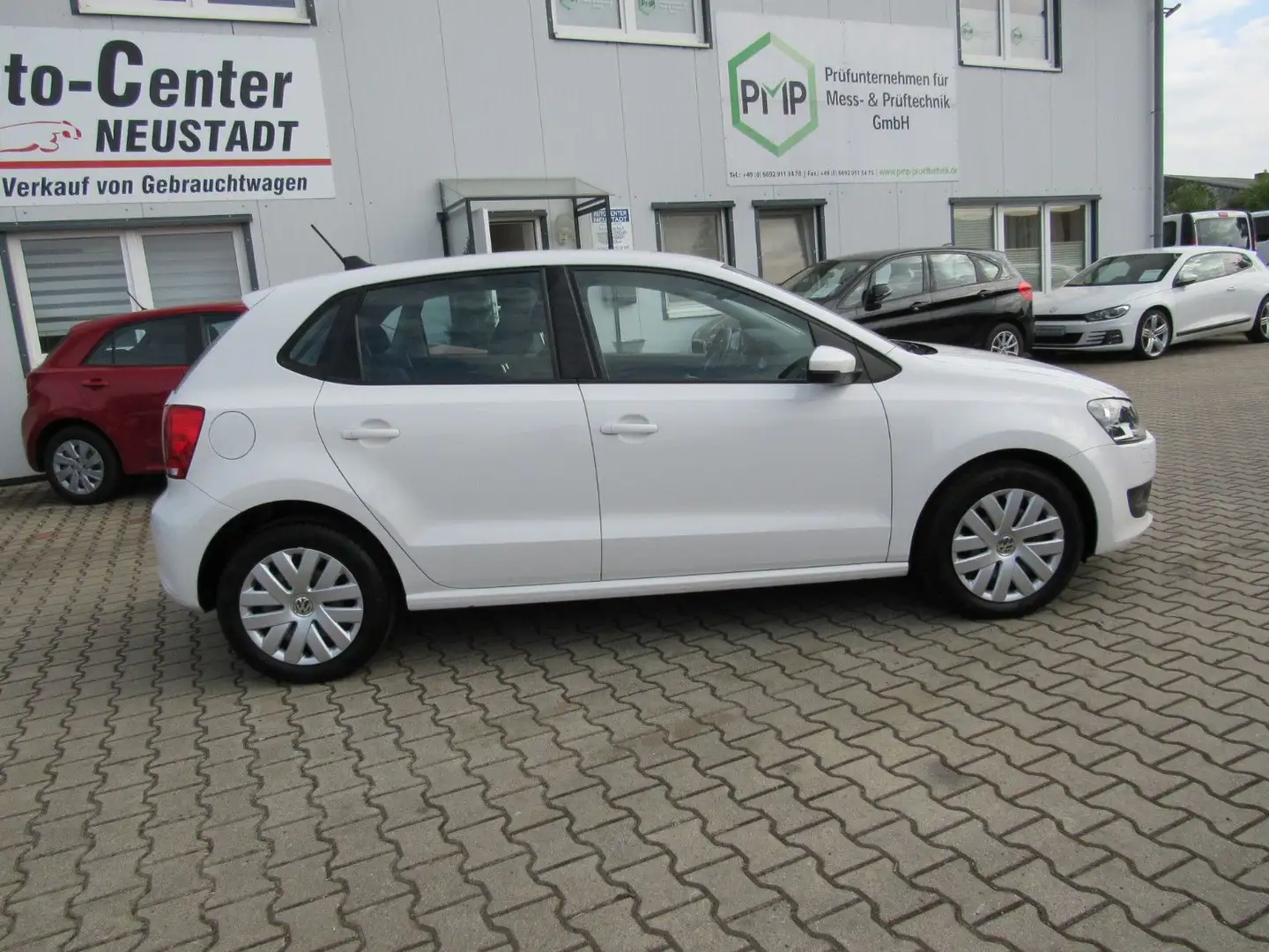 Vehicle image, number 4