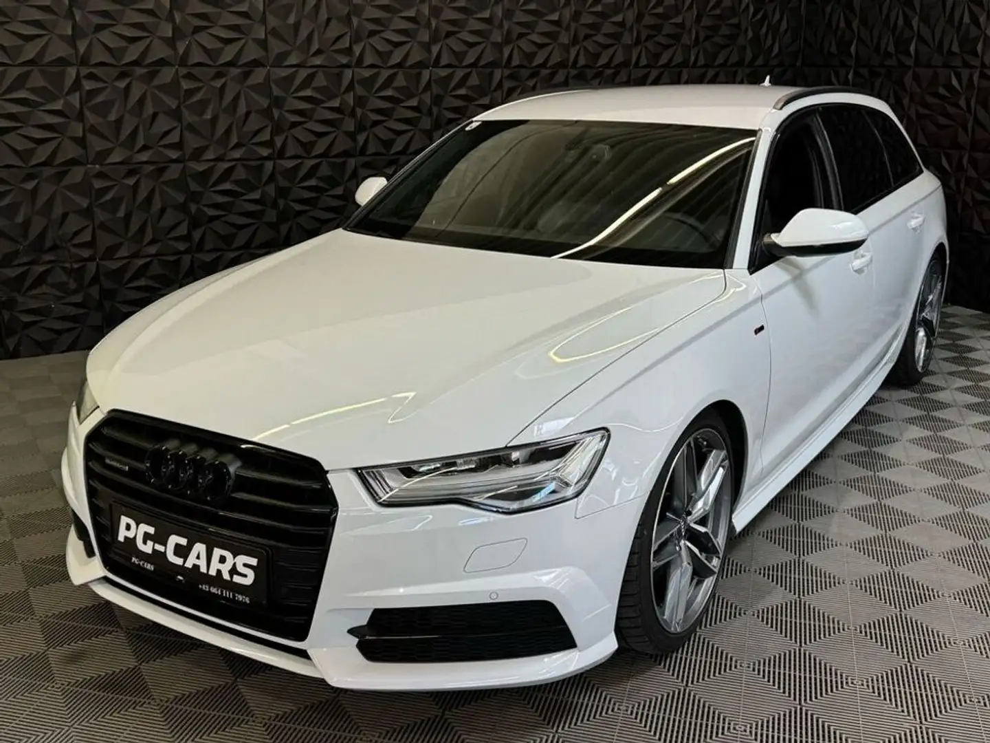 Vehicle image, number 1
