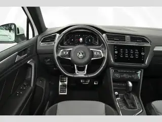Vehicle image thumbnail, number 8
