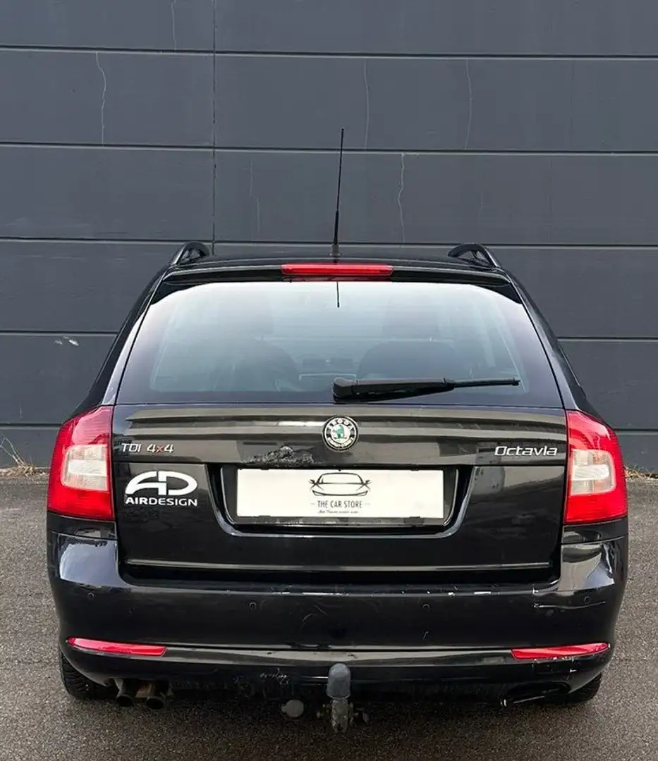 Vehicle image, number 7
