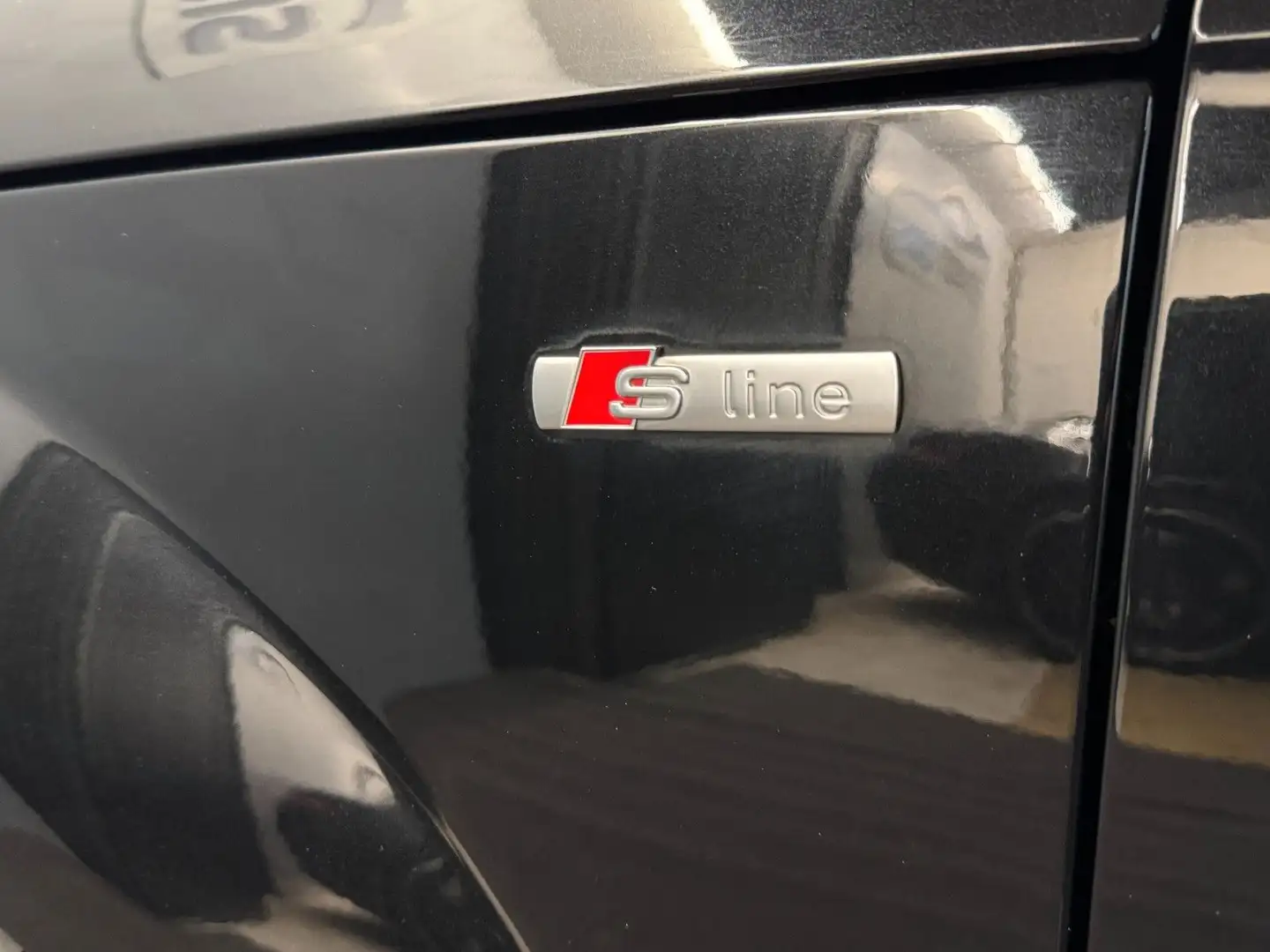Vehicle image, number 15