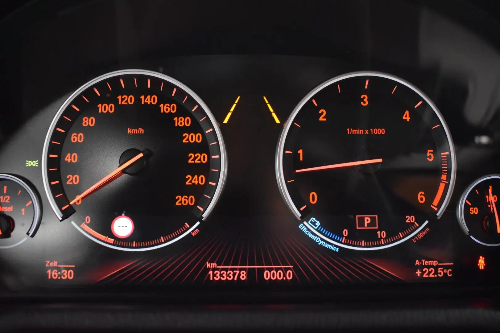 Vehicle image, number 22