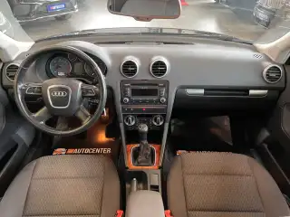 Vehicle image thumbnail, number 7