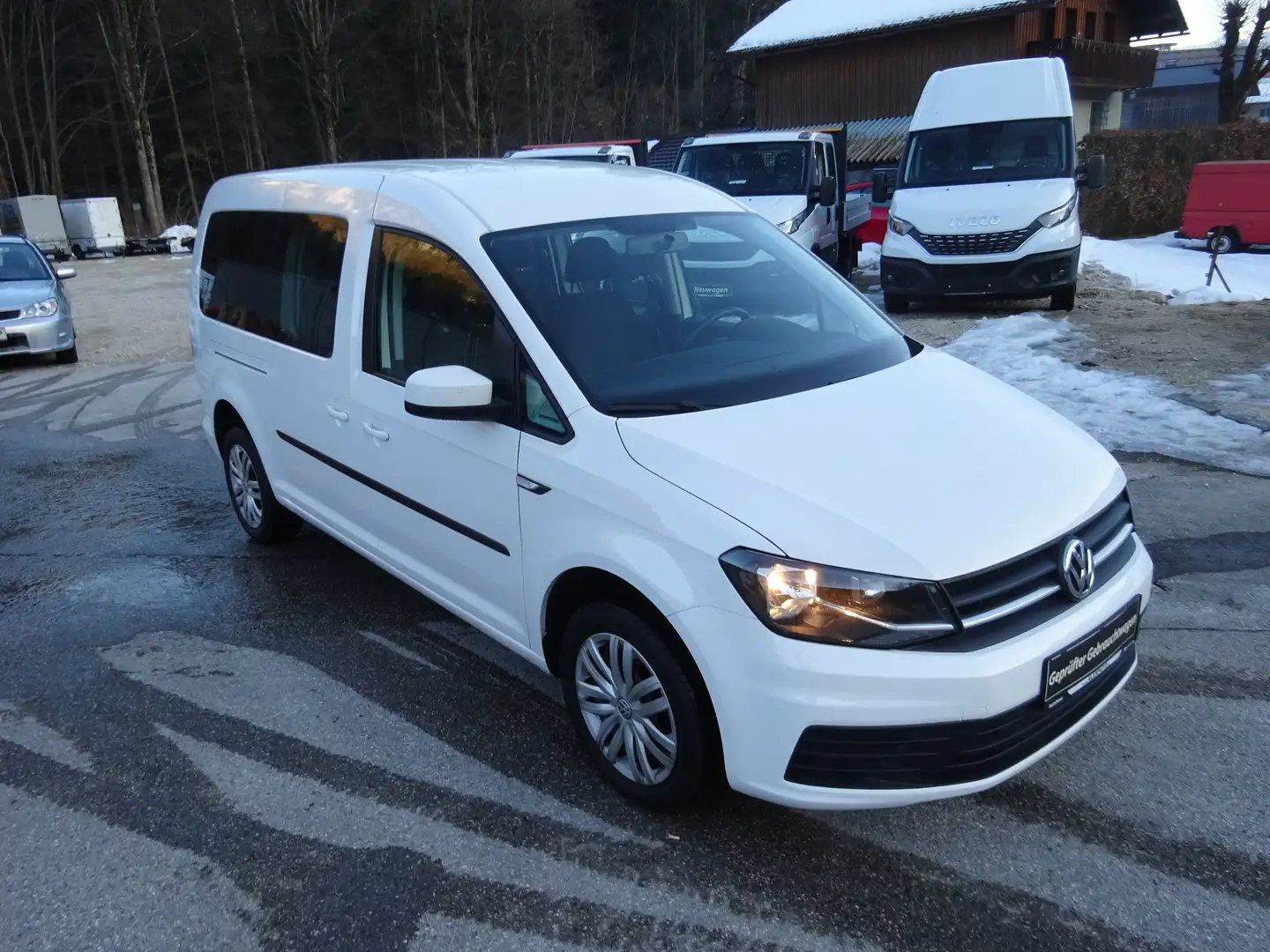 Vehicle image, number 10
