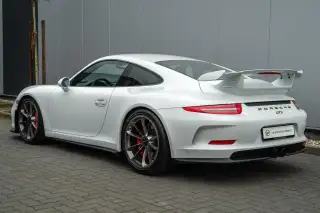 Vehicle image thumbnail, number 4
