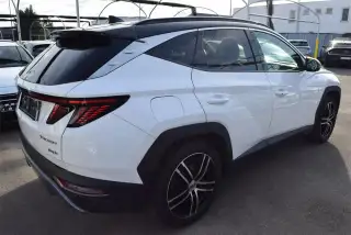 Vehicle image thumbnail, number 3