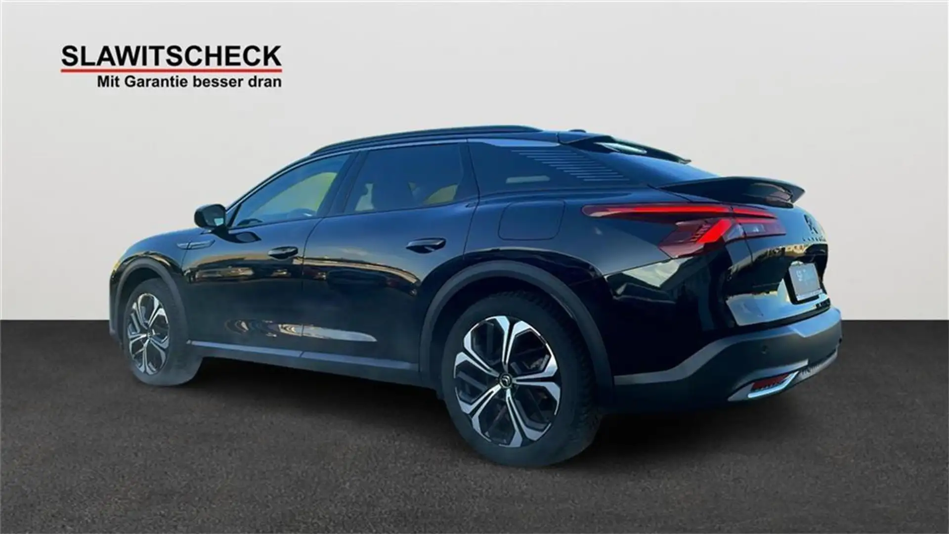 Vehicle image, number 3
