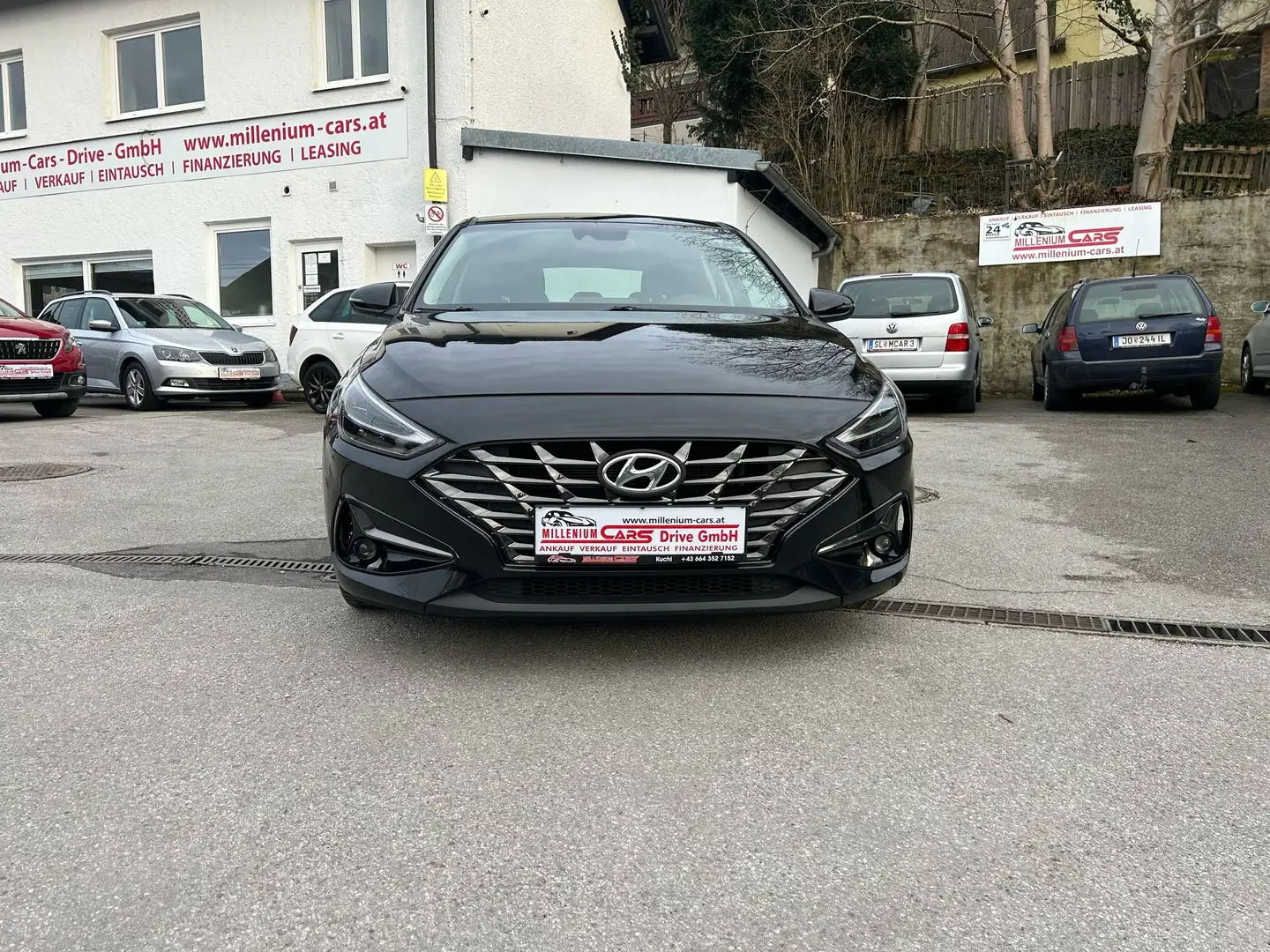 Vehicle image, number 4