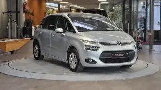 Vehicle image thumbnail, number 16