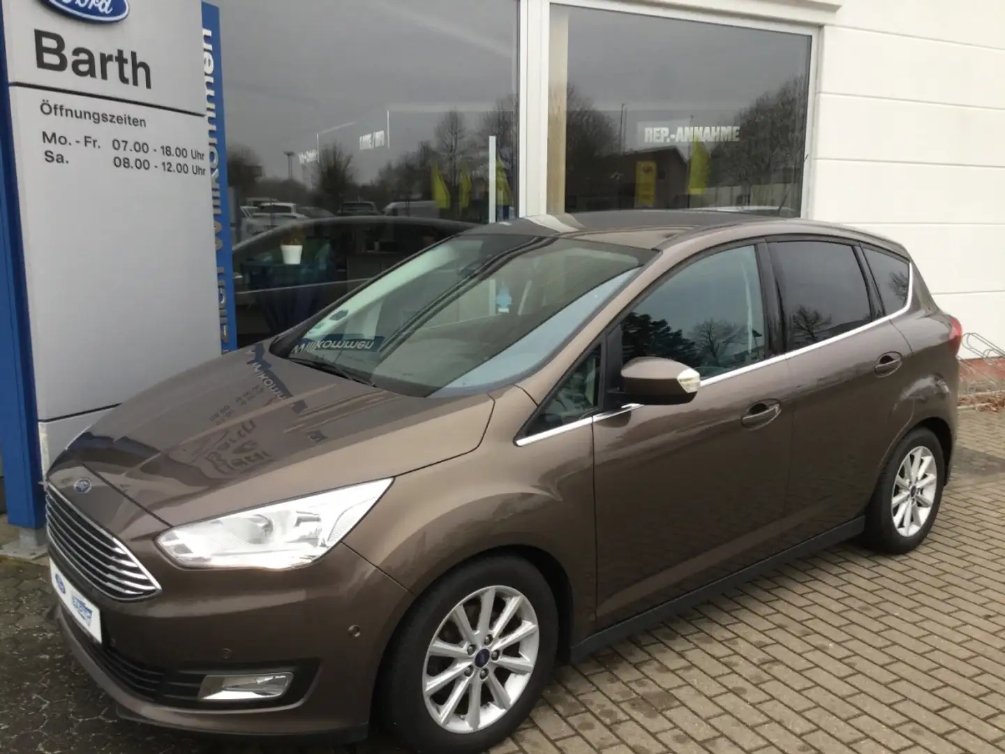 Vehicle image, number 2