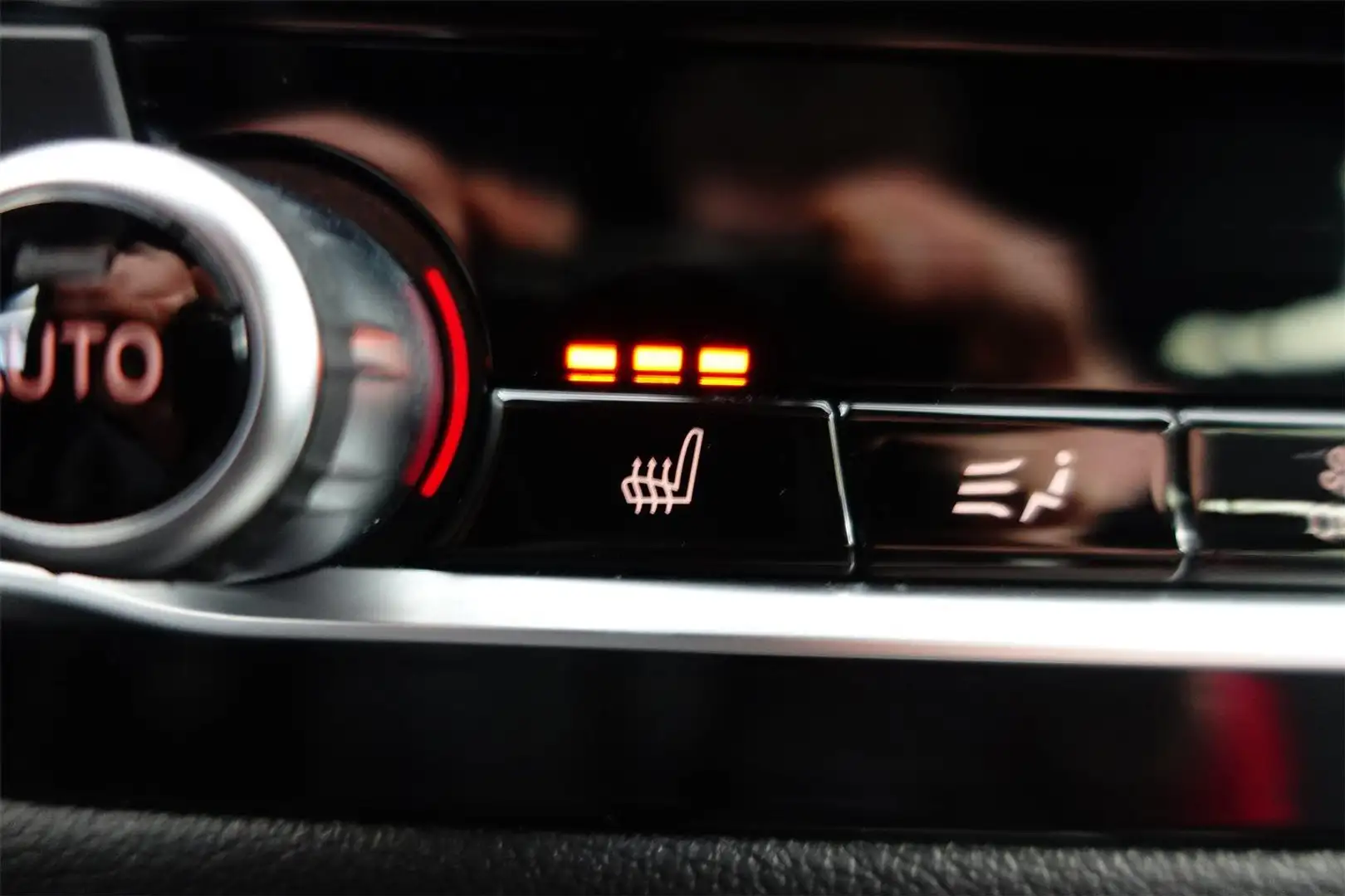 Vehicle image, number 18