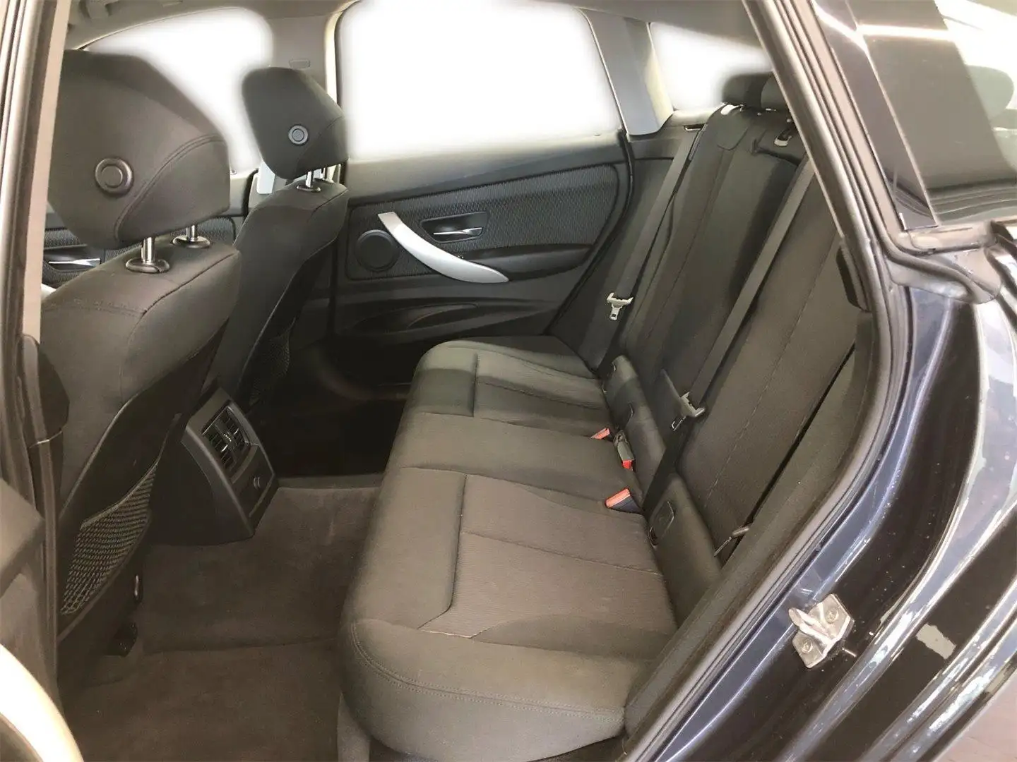 Vehicle image, number 6