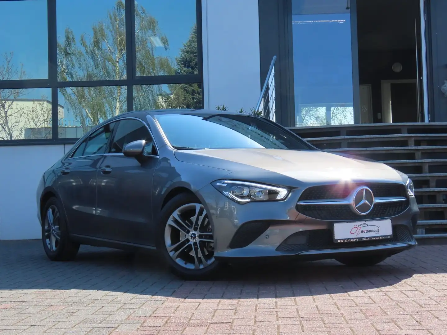 Vehicle image, number 1