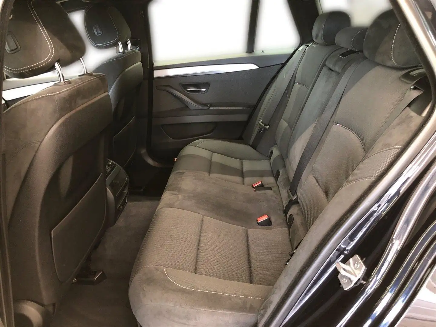 Vehicle image, number 7