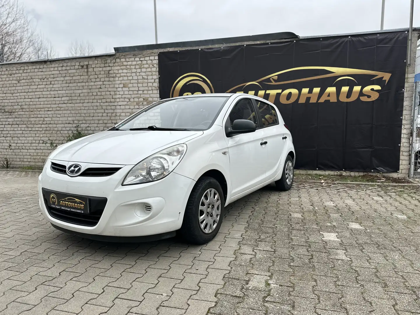 Vehicle image, number 3