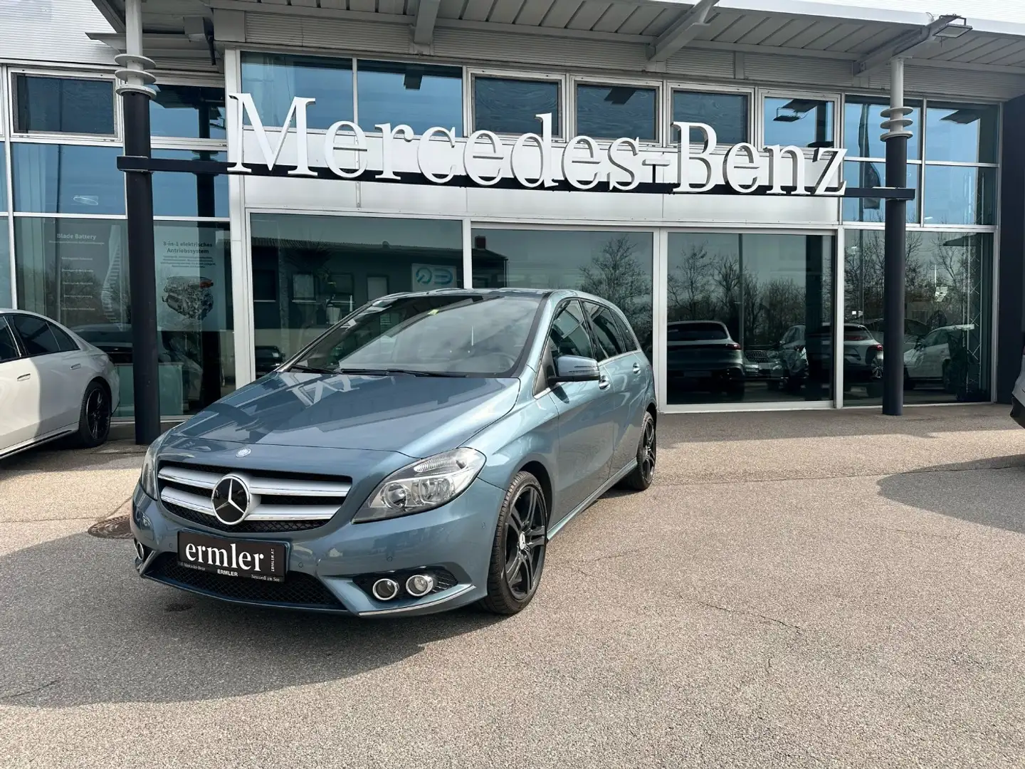 Vehicle image, number 2