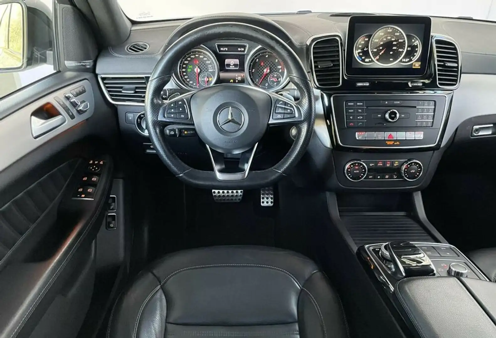 Vehicle image, number 5