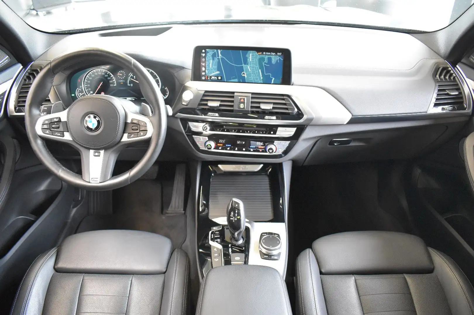 Vehicle image, number 3
