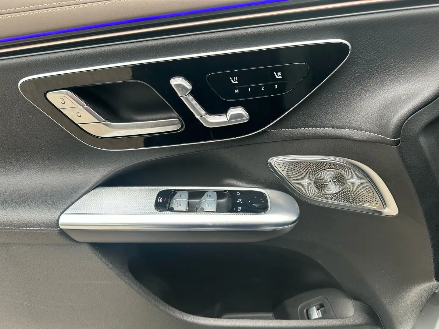 Vehicle image, number 9