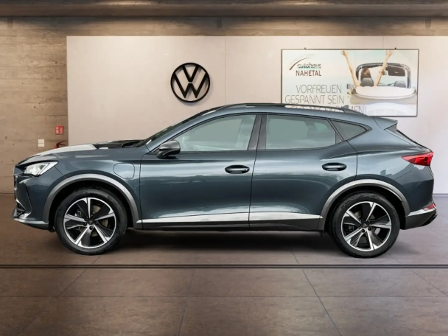 Vehicle image, number 3