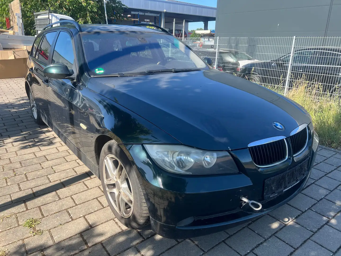 Vehicle image, number 2