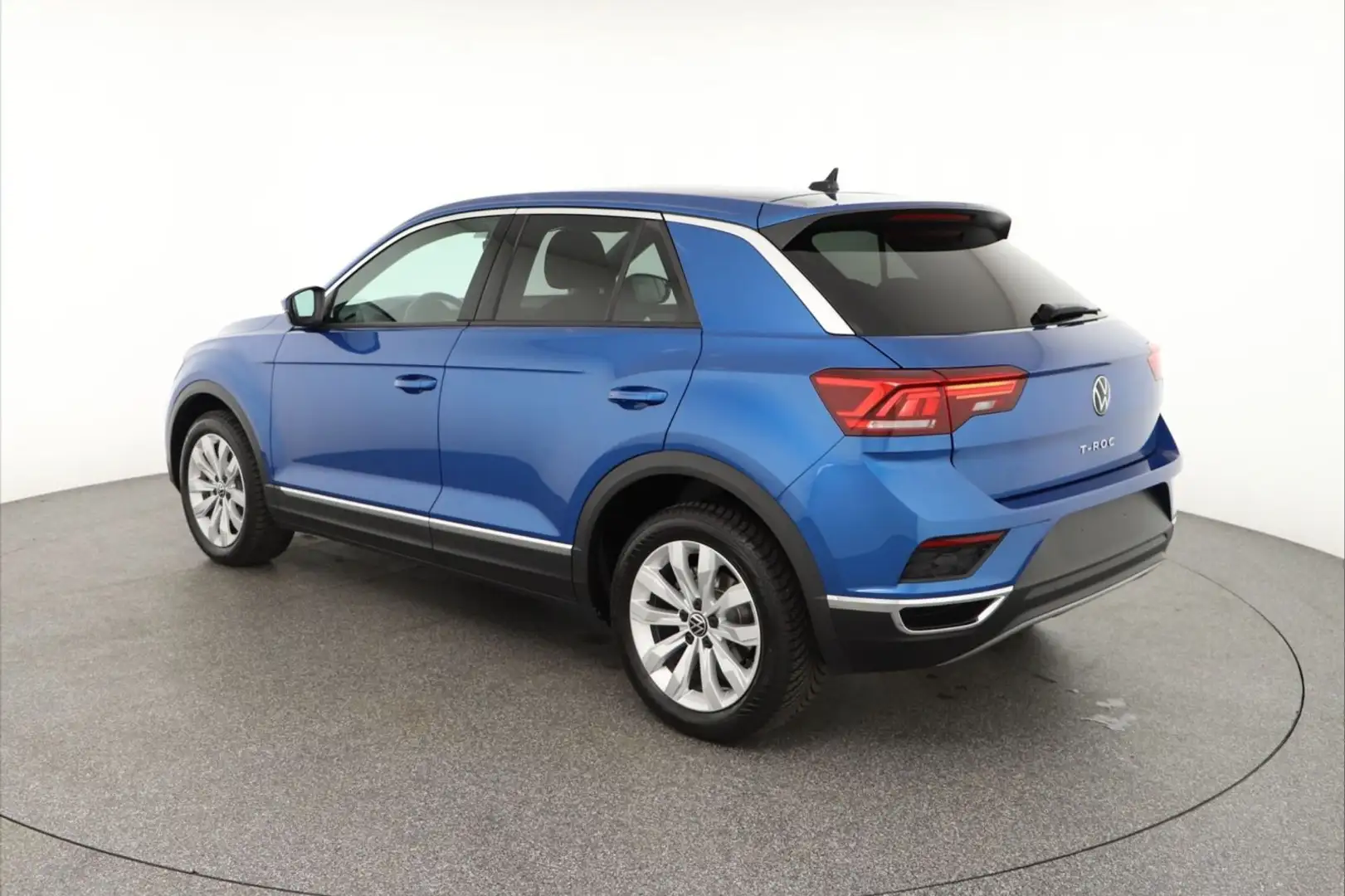 Vehicle image, number 3