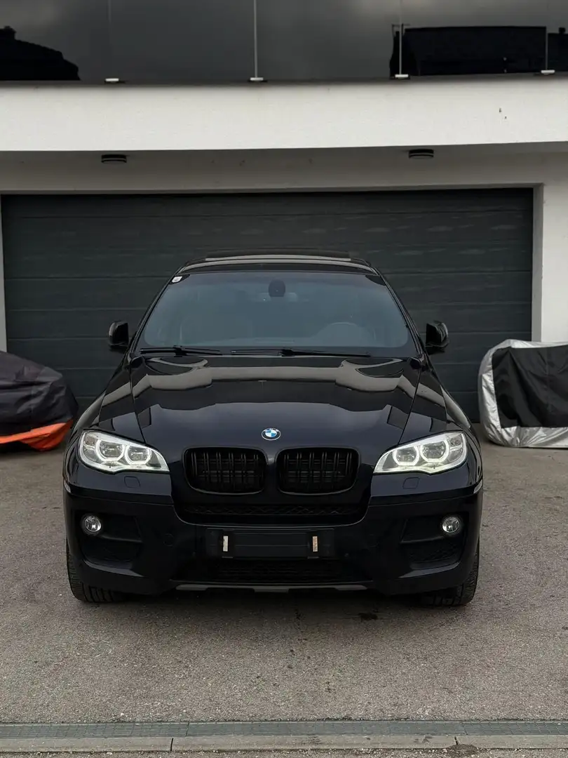 Vehicle image, number 1