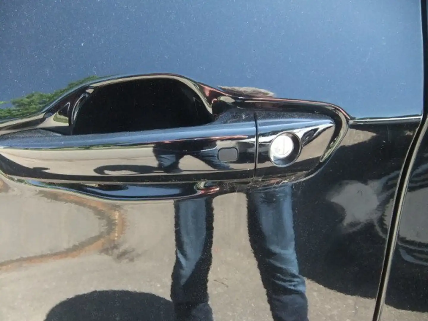 Vehicle image, number 13