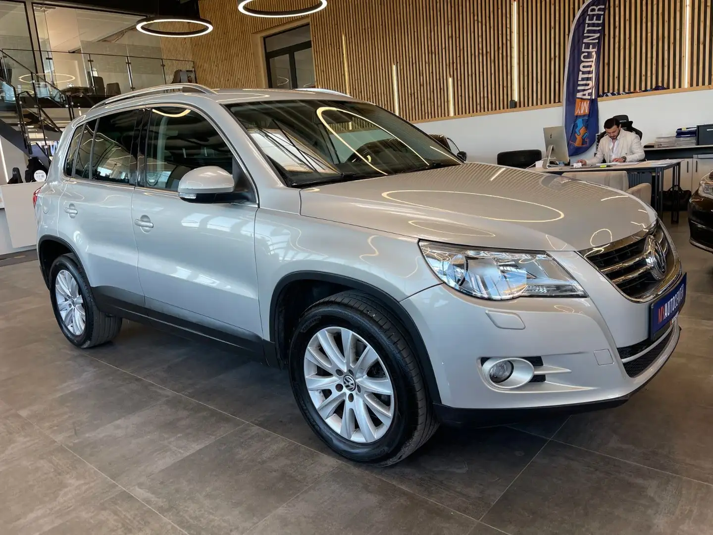 Vehicle image, number 3