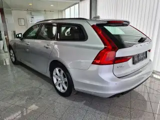 Vehicle image thumbnail, number 3