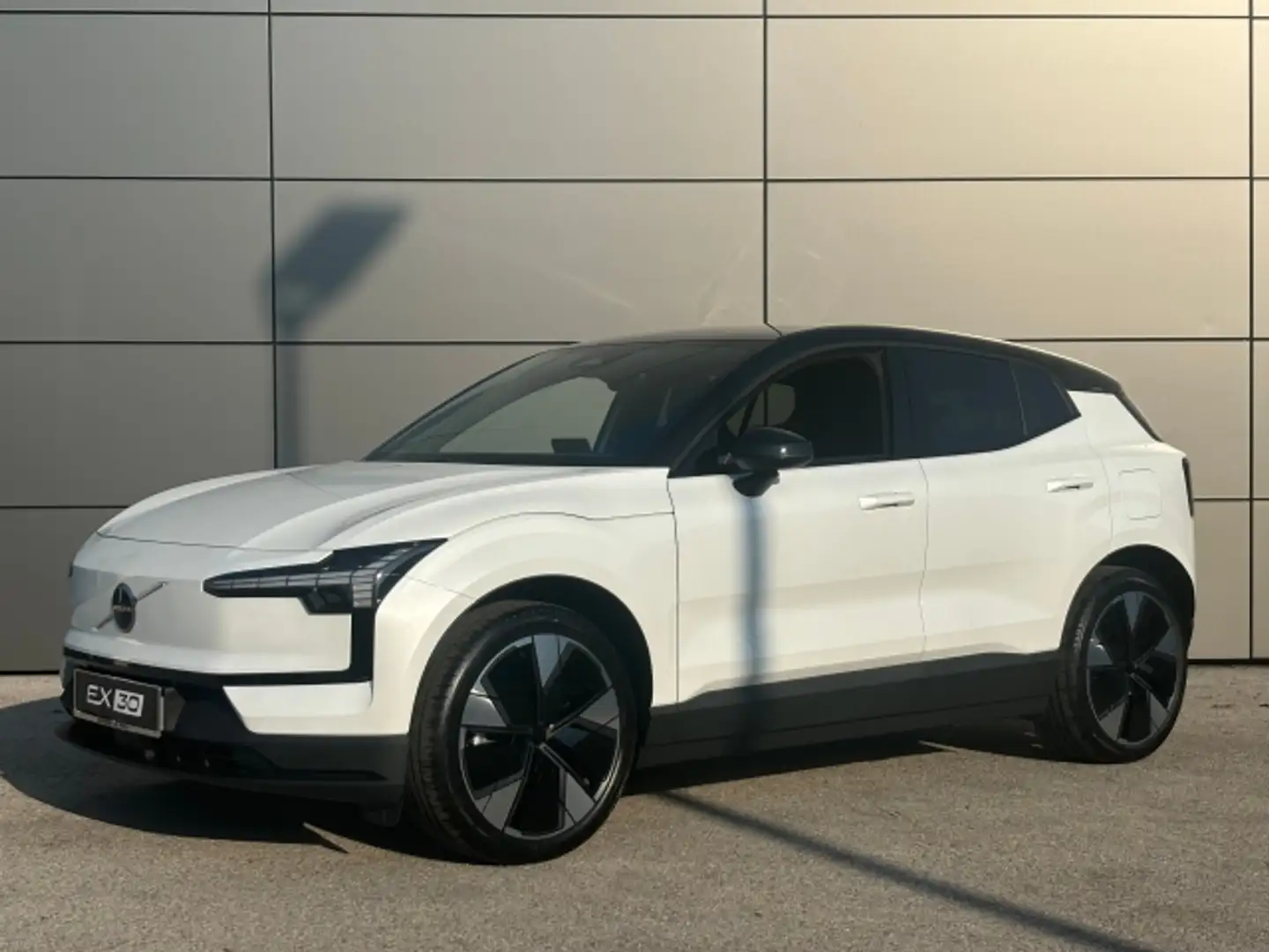 Vehicle image, number 2