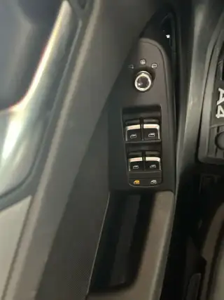 Vehicle image thumbnail, number 10