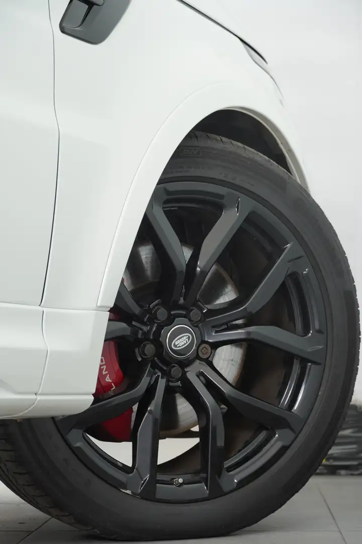 Vehicle image, number 8