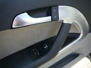 Vehicle image thumbnail, number 16