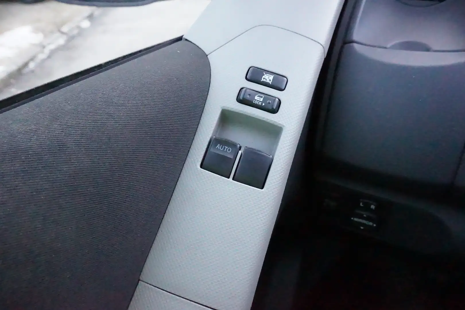 Vehicle image, number 14