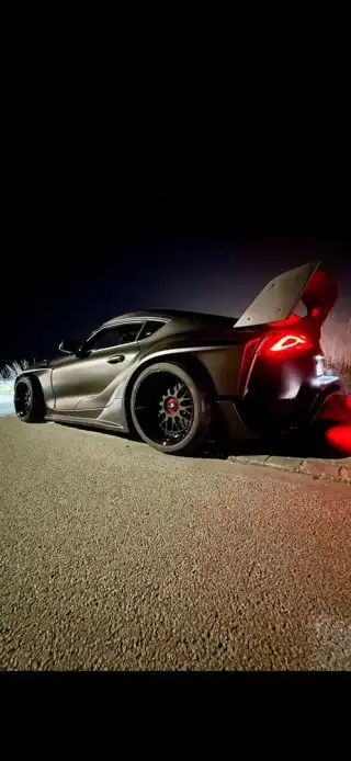 Vehicle image thumbnail, number 6