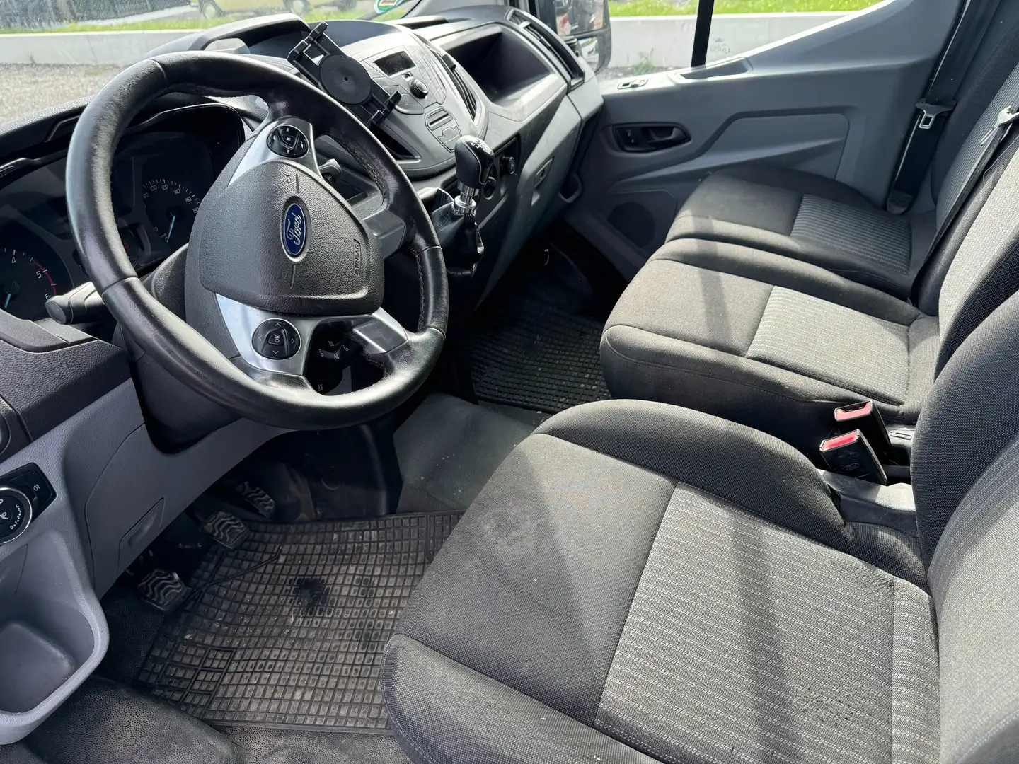 Vehicle image, number 7