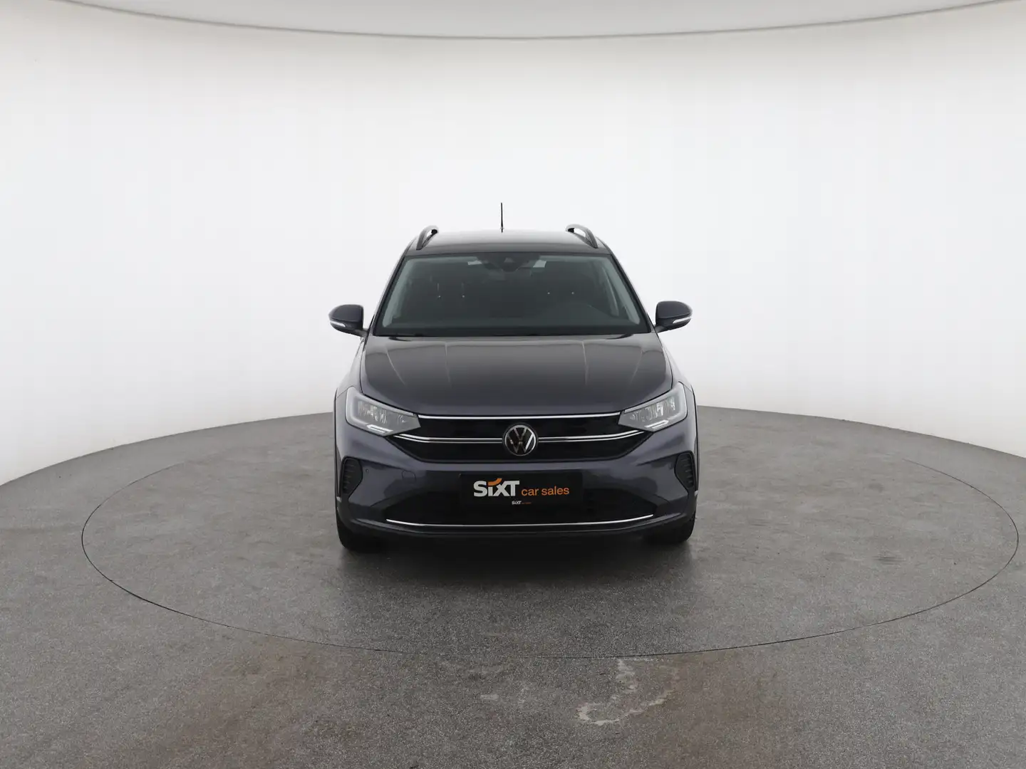 Vehicle image, number 2