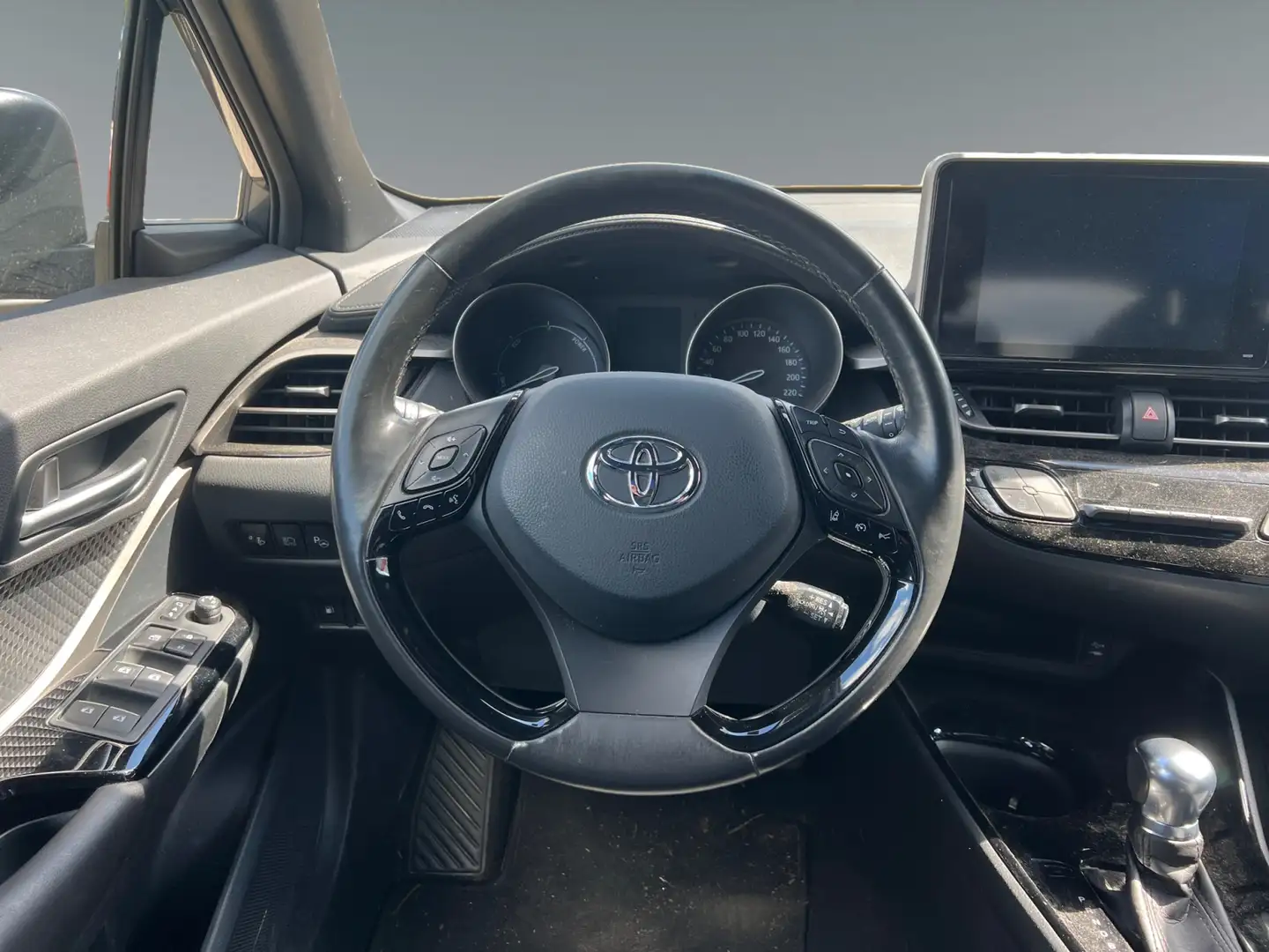 Vehicle image, number 13