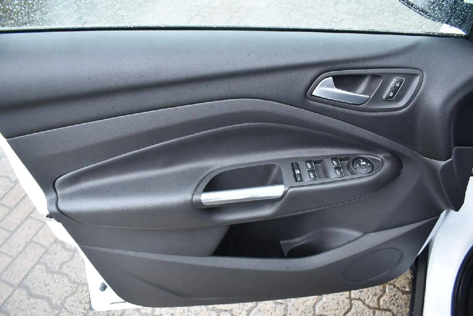 Vehicle image, number 9