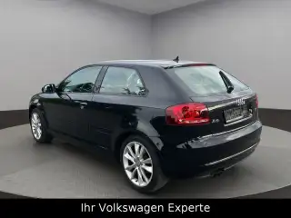 Vehicle image thumbnail, number 5