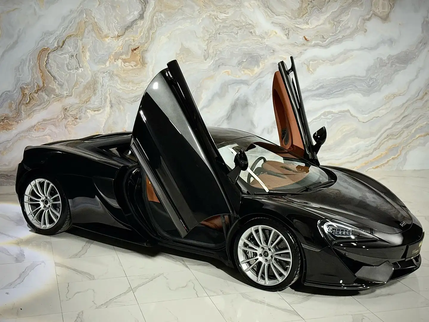Vehicle image, number 13