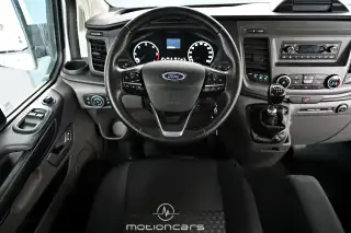 Vehicle image thumbnail, number 9